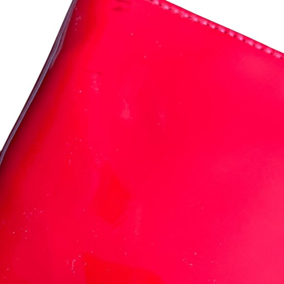 COPY - ADRIENNE VITTADINI Red Clutch Purse with Phone Charger Lightning Connect… - Picture 7 of 10